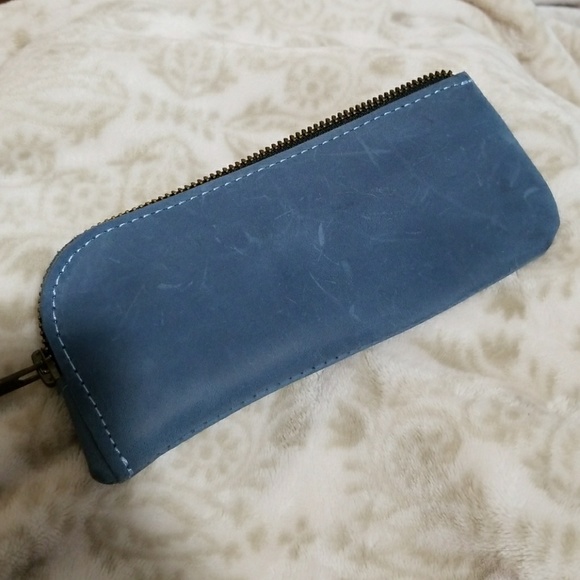 Glasses Case - Picture 2 of 7